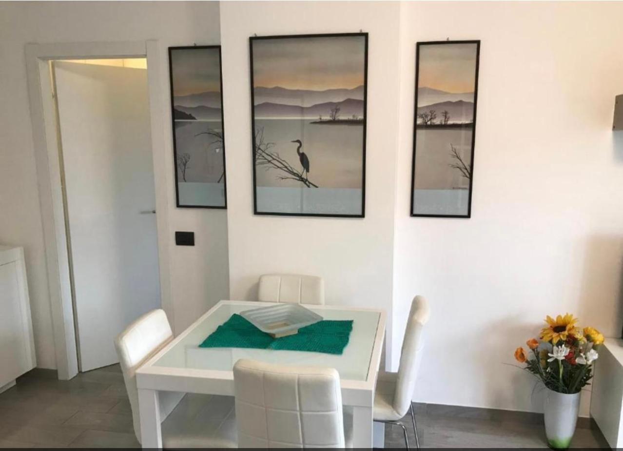 Apartment La Conchiglia A Marina Marina Di Carrara