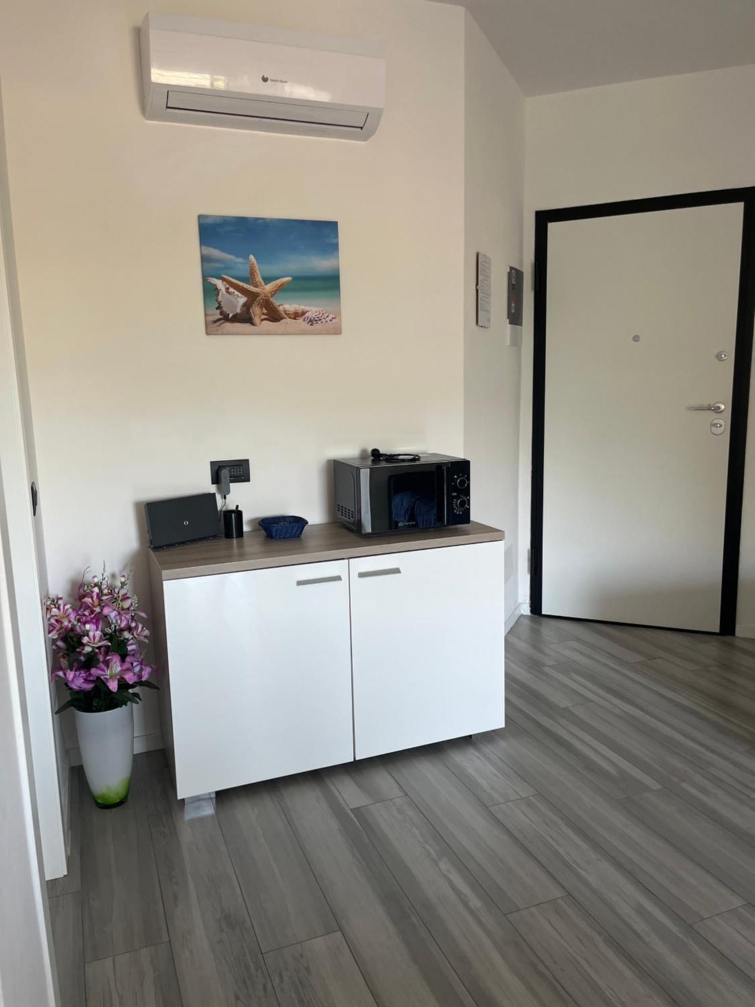 La Conchiglia A Marina Apartment *